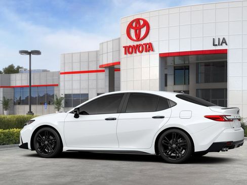 New 2026 Toyota Camry Hybrid image 7