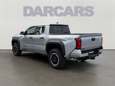 Certified 2025 Toyota Tacoma TRD Off-Road w/ TRD Off Road Upgrade Package AWD/4WD image 5