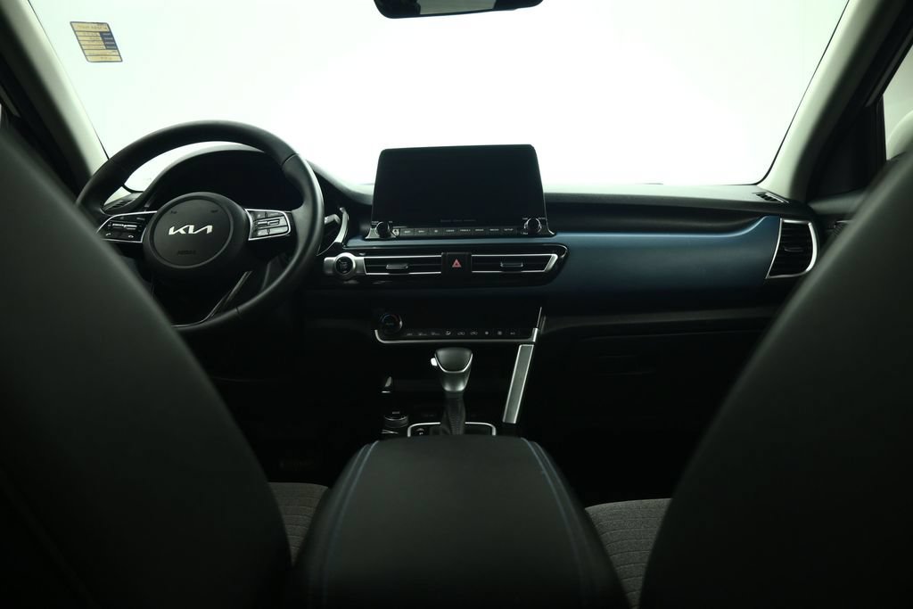 Certified 2022 Kia Seltos S FWD image 38