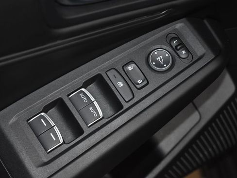 Used 2024 Honda Accord EX image 5