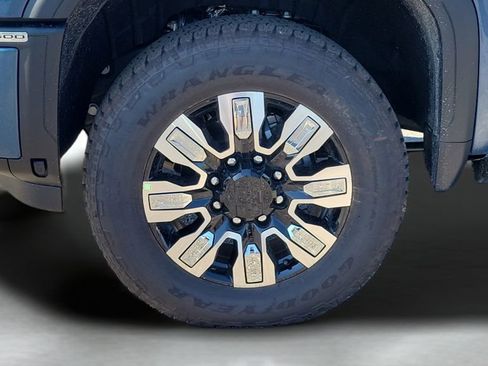 New 2026 GMC Sierra 2500 Denali w/ Denali Reserve Package AWD/4WD image 10