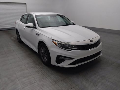 Used 2020 Kia Optima LX FWD image 13