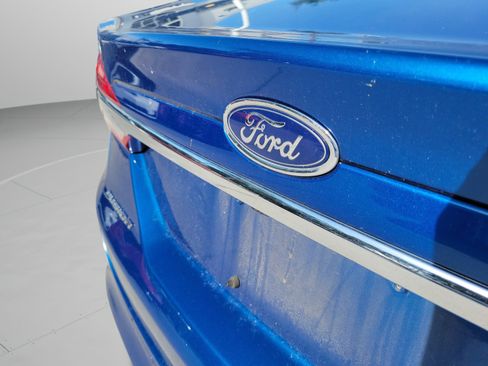 Used 2018 Ford Fusion SE FWD image 30