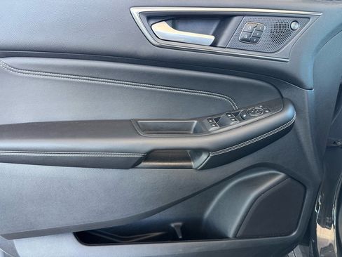 Used 2021 Ford Edge Titanium w/ Class II Trailer Tow Package image 15