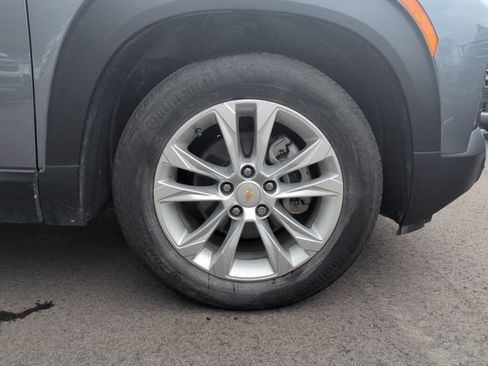 Used 2021 Chevrolet TrailBlazer LS FWD image 13