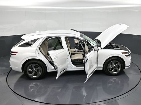 Used 2026 Genesis GV70 2.5T image 33