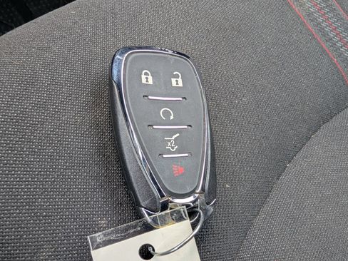 Used 2023 Chevrolet Equinox RS w/ LPO, Floor Liner Package AWD/4WD image 19