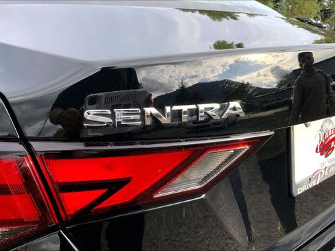 Used 2024 Nissan Sentra SV FWD image 31