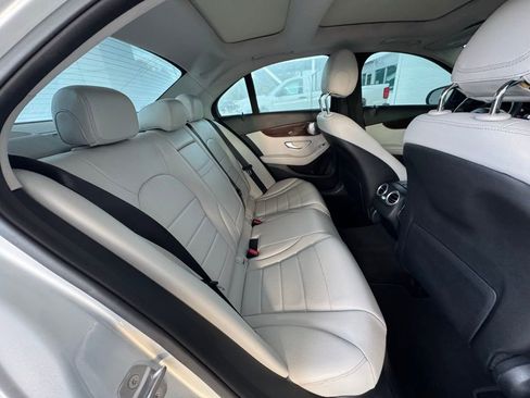 Used 2018 Mercedes-Benz C 300 Sedan image 23