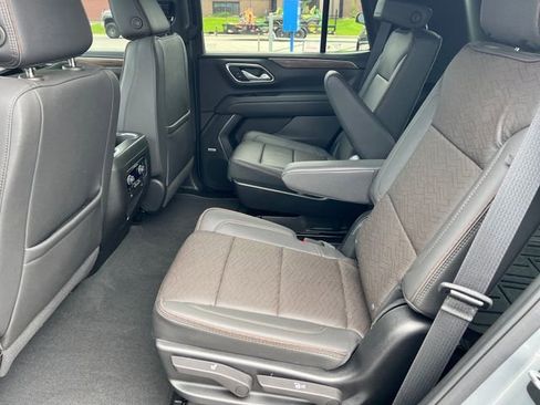 Certified 2024 Chevrolet Tahoe High Country w/ Premium Package AWD/4WD image 25