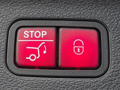 Used 2023 Mercedes-Benz GLS 450 4MATIC image 19