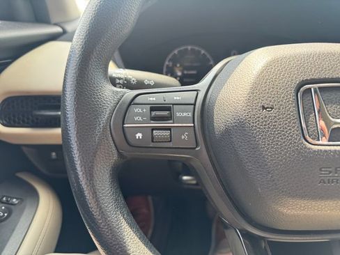 Used 2024 Honda HR-V LX image 17