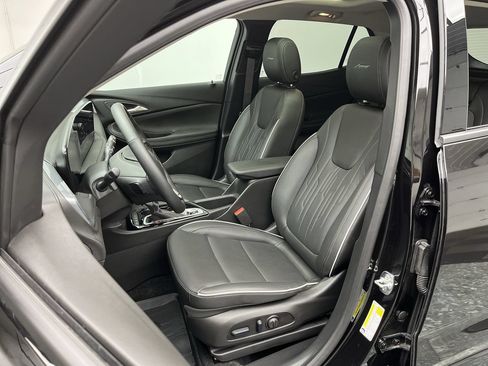 New 2026 Buick Encore GX Avenir w/ Avenir Technology Package AWD/4WD image 9