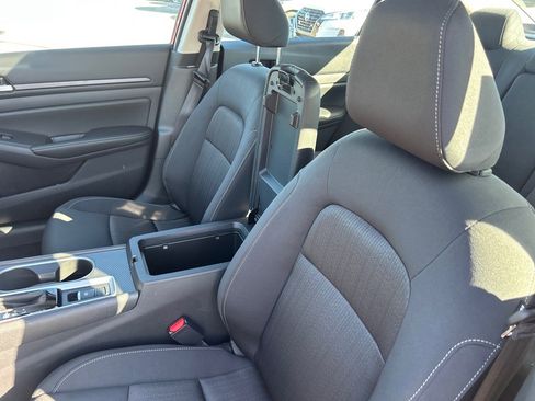 New 2025 Nissan Altima 2.5 SV w/ SV Special Edition Package image 4