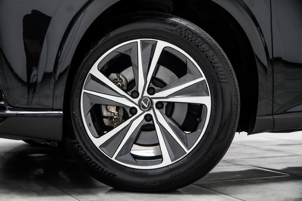 Used 2024 Lexus RX 350 Premium w/ Accessory Package (K3) FWD image 7