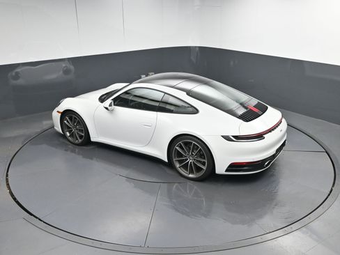 Certified 2024 Porsche 911 Carrera image 37