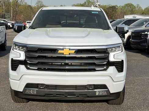 New 2026 Chevrolet Silverado 1500 High Country AWD/4WD image 2