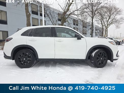 Certified 2023 Honda HR-V Sport image 19