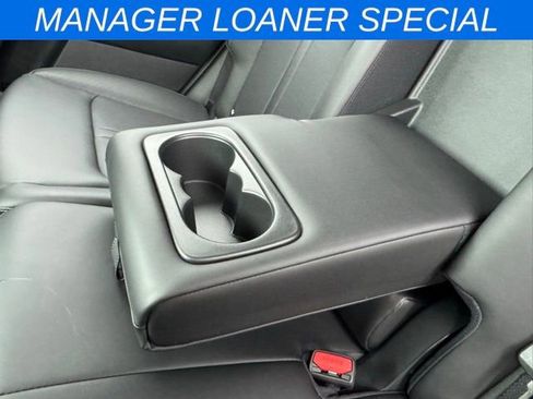 New 2025 Kia Sorento S image 16