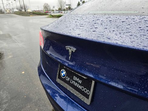 Used 2020 Tesla Model 3 Standard Range image 17