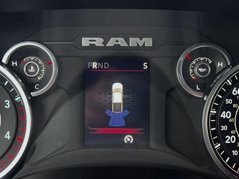 Used 2024 RAM 3500 Tradesman w/ Chrome Appearance Group image 30