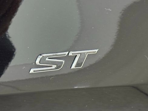 New 2025 Buick Encore GX Sport Touring image 11