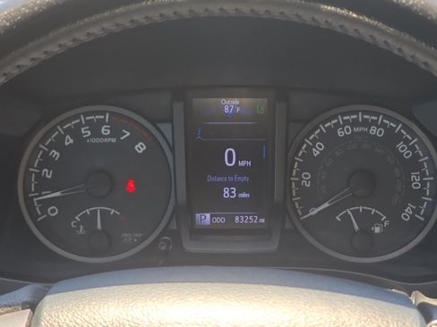 Used 2019 Toyota Tacoma TRD Sport w/ TRD Premium Sport Package RWD image 14
