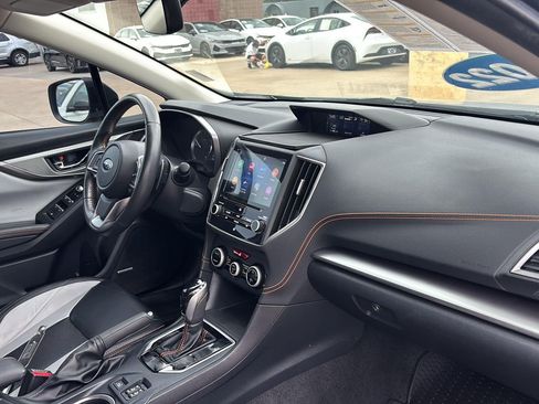 Used 2022 Subaru Crosstrek 2.5i Limited w/ Moonroof Package 2 AWD/4WD image 25