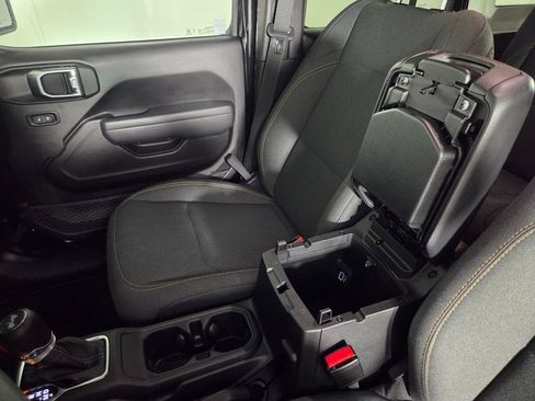 Used 2026 Jeep Wrangler Unlimited Sport AWD/4WD image 20
