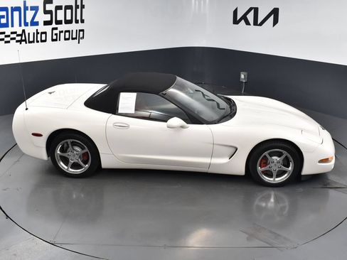 Used 2002 Chevrolet Corvette Convertible w/ Preferred Equipment Group2 RWD image 14