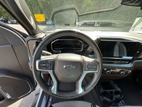 Used 2024 Chevrolet Silverado 1500 RST image 28