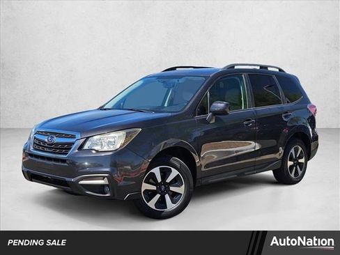 Used 2017 Subaru Forester 2.5i Premium image 1