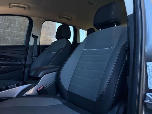 Used 2013 Ford Escape SE image 41