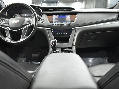 Used 2023 Cadillac XT5 Premium Luxury AWD/4WD image 13