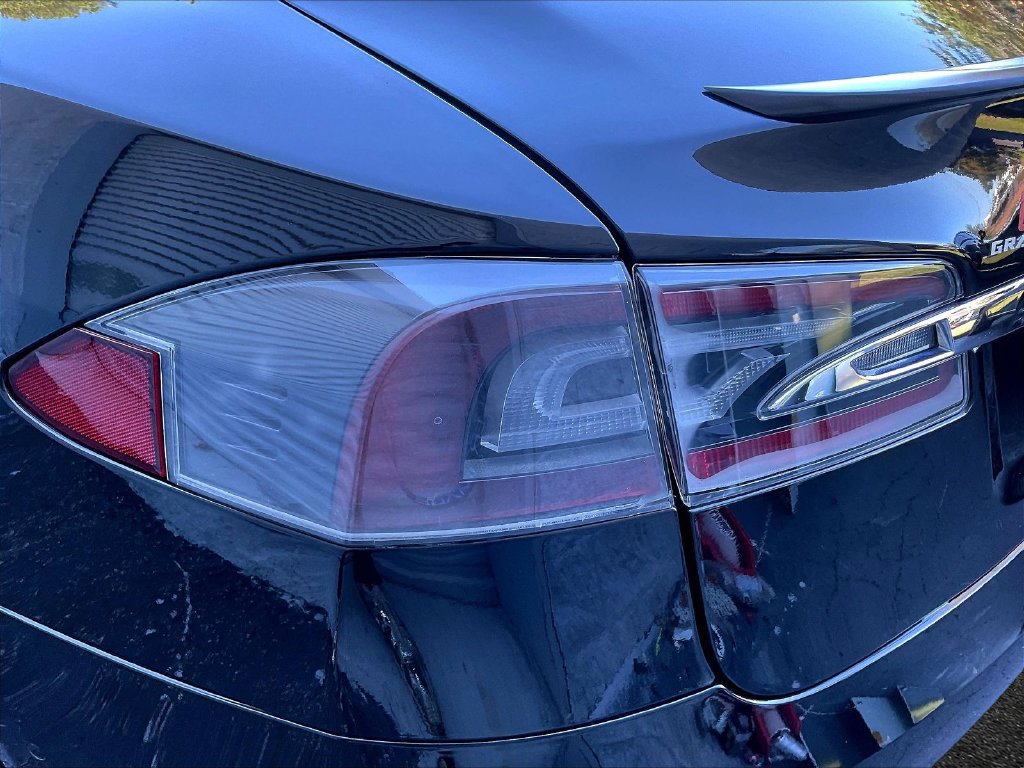 Used 2020 Tesla Model S Performance AWD/4WD image 17