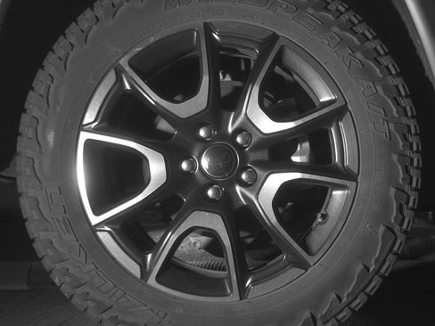 Used 2025 Jeep Compass Trailhawk image 15