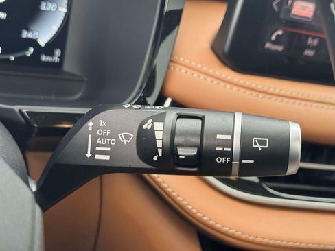 Used 2025 INFINITI QX60 Sensory AWD/4WD image 25