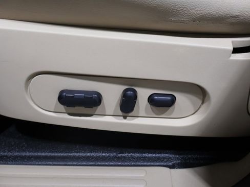 Used 2008 Ford Explorer Sport Trac Limited image 13