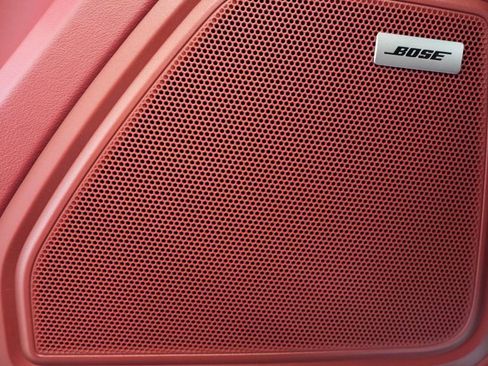 New 2025 Porsche Macan Turbo image 31