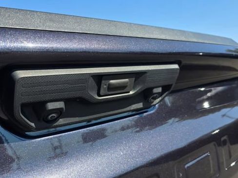 Used 2022 Chevrolet Silverado 1500 LT image 7