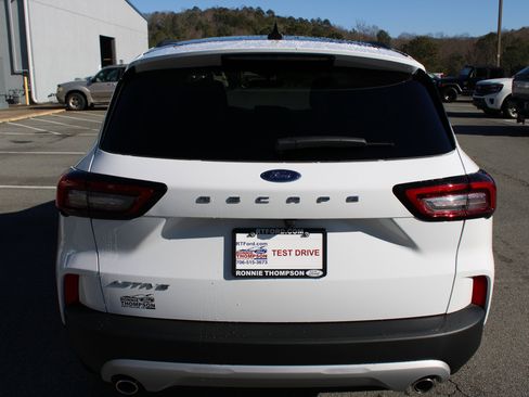 New 2026 Ford Escape Active image 4