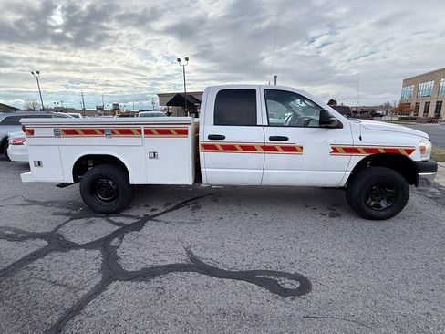 Used 2009 Dodge Ram 2500 Truck SXT image 7