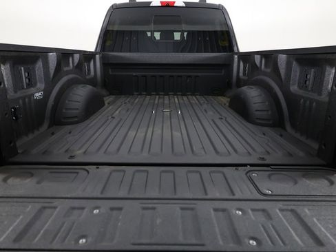 Used 2025 Ford F250 Platinum w/ FX4 Off-Road Package AWD/4WD image 7