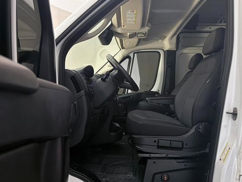 Used 2024 RAM ProMaster 2500 w/ Cold Weather Group FWD image 18