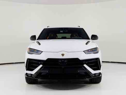 Used 2024 Lamborghini Urus S image 8