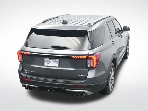 Used 2025 Ford Explorer Platinum w/ Ultimate Package image 29