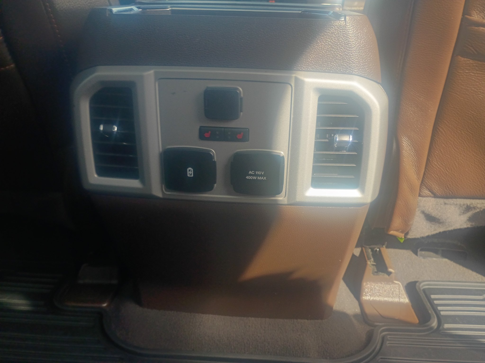 Used 2022 Ford F450 King Ranch w/ King Ranch Ultimate Package AWD/4WD image 15