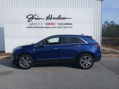 Certified 2025 Cadillac XT5 Premium Luxury image 2