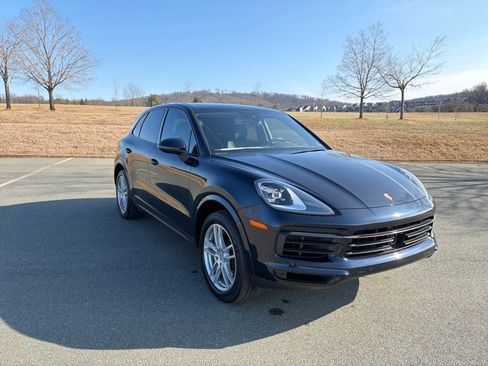 Used 2019 Porsche Cayenne S image 9
