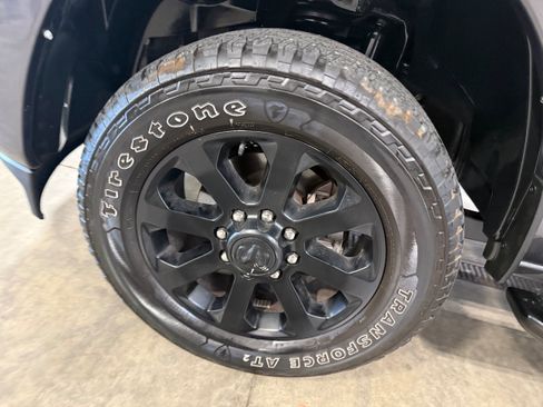 Used 2025 RAM 2500 Big Horn AWD/4WD image 37